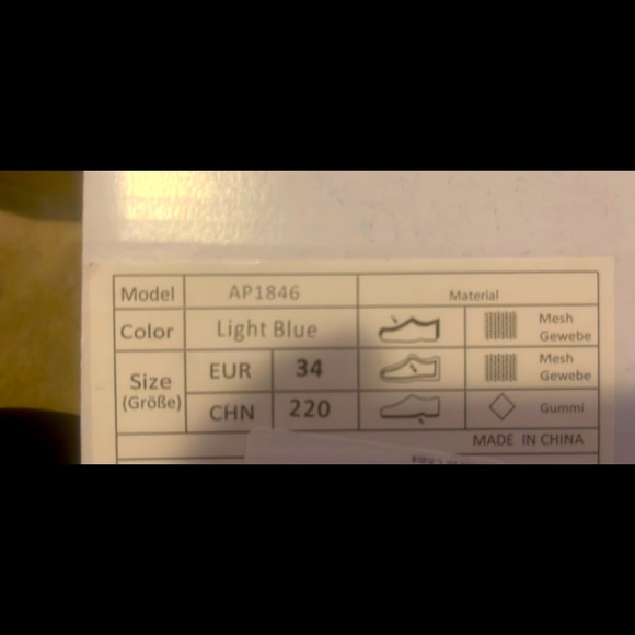 Girls Fashion Sneakers - Picture 4 of 8